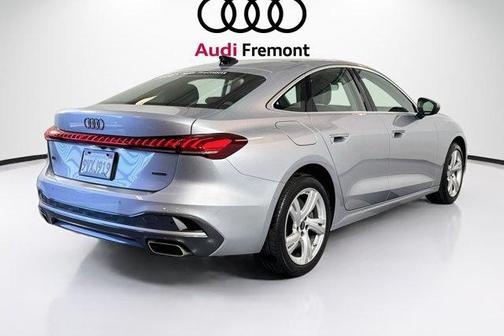 Florett Silver Metallic 2025 Audi A5 2.0T quattro Premium