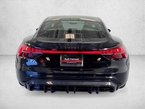 Mythos Black Metallic 2023 Audi RS e-tron GT Base