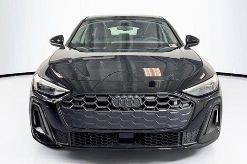 Mythos Black Metallic 2026 Audi A5