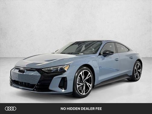 Kemora Gray Metallic 2024 Audi e-tron GT Prestige