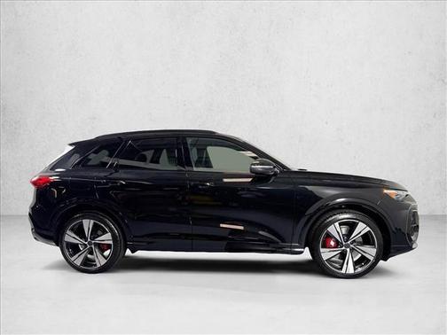 Mythos Black Metallic 2026 Audi SQ5 3.0T Premium Plus