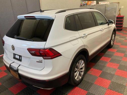 2018 Volkswagen Tiguan 2.0T SE