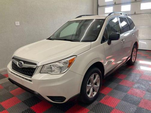 2016 Subaru Forester 2.5i