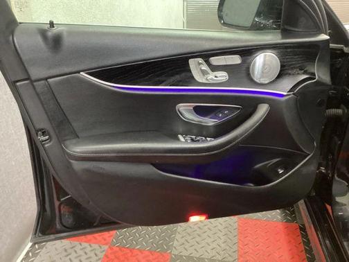 2017 Mercedes-Benz E-Class E 300 4MATIC