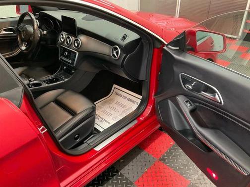 2019 Mercedes-Benz CLA 250 Base 4MATIC