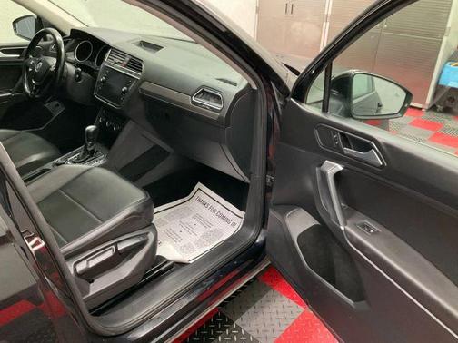 2018 Volkswagen Tiguan 2.0T SEL