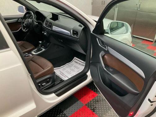 2016 Audi Q3 2.0T Premium Plus