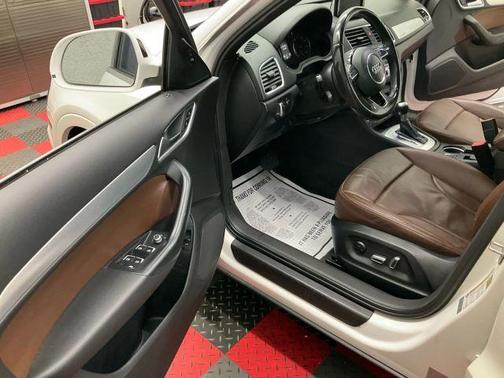 2016 Audi Q3 2.0T Premium Plus