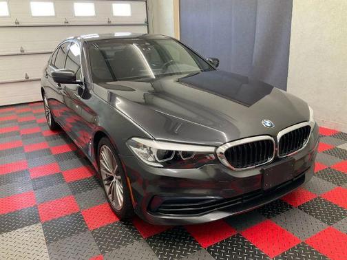 2019 BMW 530e xDrive iPerformance