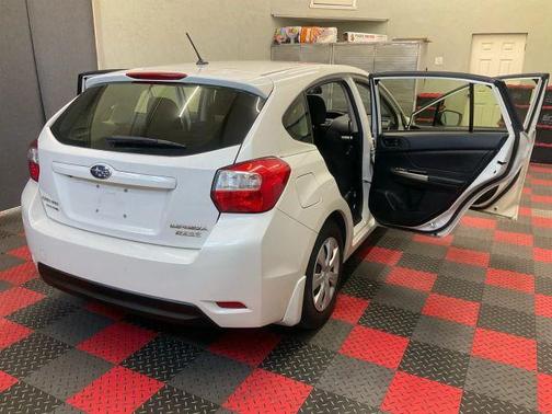 2016 Subaru Impreza 2.0i