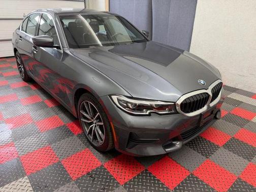 Gray 2019 BMW 330 i xDrive