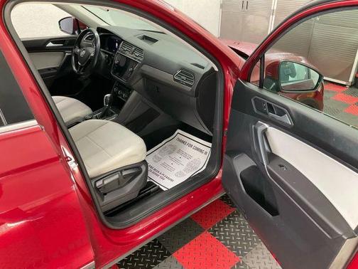 2019 Volkswagen Tiguan 2.0T SEL