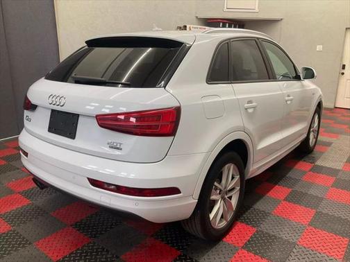 2018 Audi Q3 2.0T Sport Premium