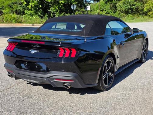 Black 2025 Ford Mustang