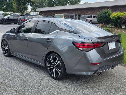 Gun Metallic 2021 Nissan Sentra SR