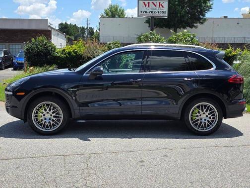 Blue 2017 Porsche Cayenne S