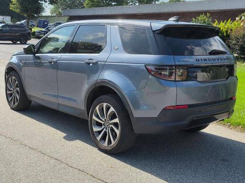 Byron Blue 2021 Land Rover Discovery Sport SE