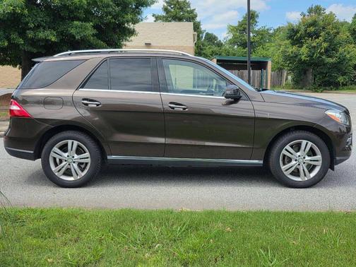 Brown 2013 Mercedes-Benz M-Class ML 350 4MATIC