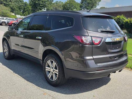 Gray 2015 Chevrolet Traverse 2LT