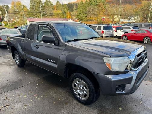 2013 Toyota Tacoma Base