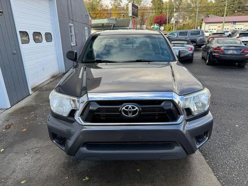 2013 Toyota Tacoma Base