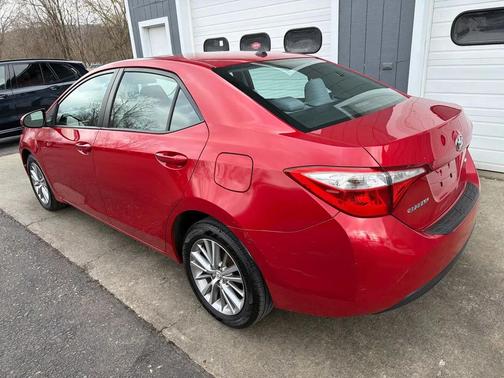 Barcelona Red Metallic 2015 Toyota Corolla LE Plus