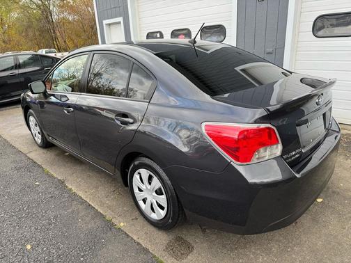2015 Subaru Impreza 2.0i