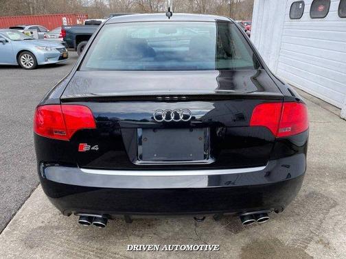 Photo 5 of 22 of 2008 Audi S4 4.2 quattro