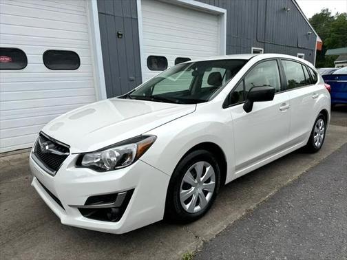 2016 Subaru Impreza 2.0i