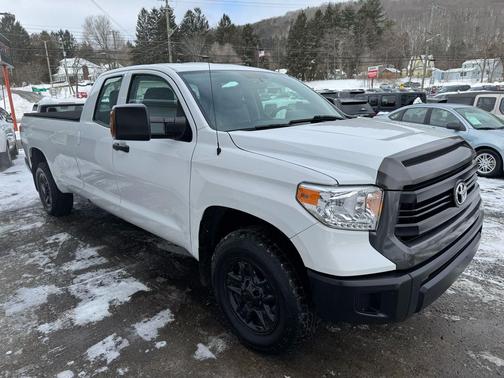 2014 Toyota Tundra SR