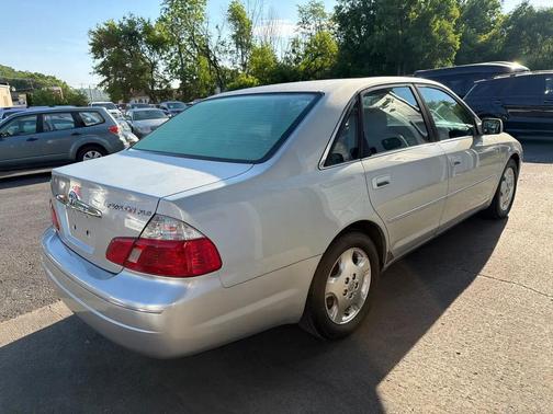 Lunar Mist Metallic 2003 Toyota Avalon XLS