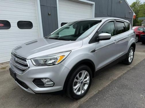 Silver 2017 Ford Escape SE
