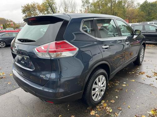 2015 Nissan Rogue S