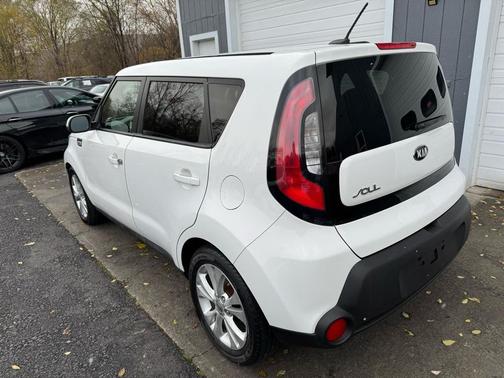 2014 Kia Soul +