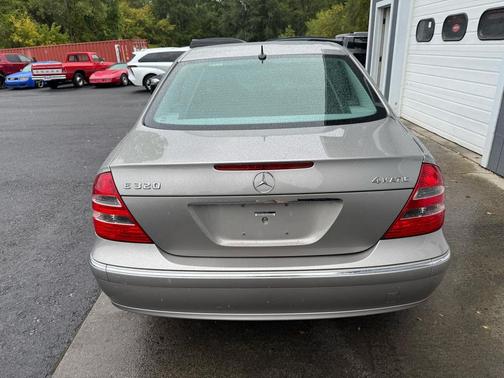 2005 Mercedes-Benz E-Class 4MATIC