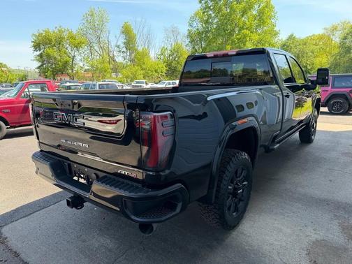 Onyx Black 2024 GMC Sierra 3500 AT4