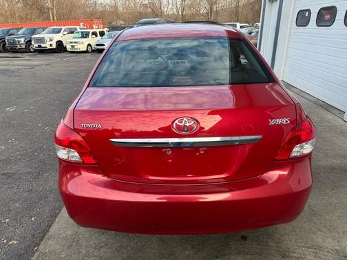 2007 Toyota Yaris Base