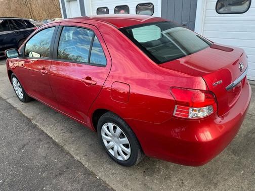 2007 Toyota Yaris Base