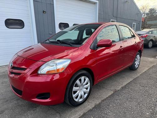 2007 Toyota Yaris Base