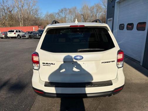 2018 Subaru Forester 2.5i Premium Black Edition