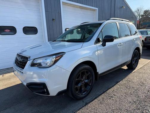 2018 Subaru Forester 2.5i Premium Black Edition