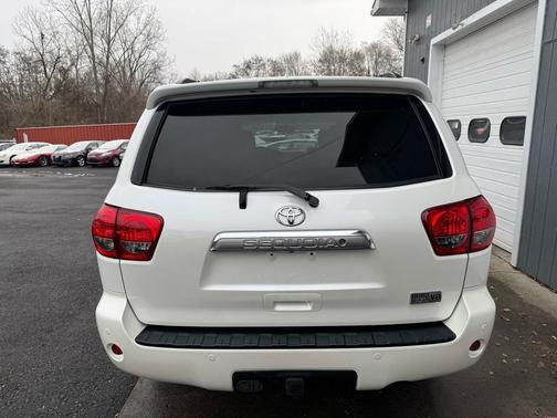 2013 Toyota Sequoia Platinum