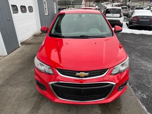 2017 Chevrolet Sonic LT