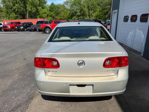 Gold 2008 Buick Lucerne CXL