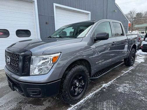 2019 Nissan Titan S