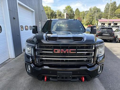 Onyx Black 2023 GMC Sierra 2500 AT4