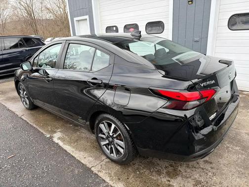 2021 Nissan Versa 1.6 SV