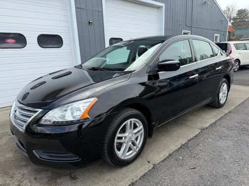Super Black 2015 Nissan Sentra SV