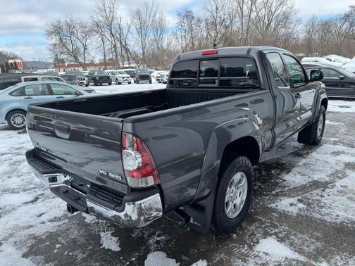 2014 Toyota Tacoma Base