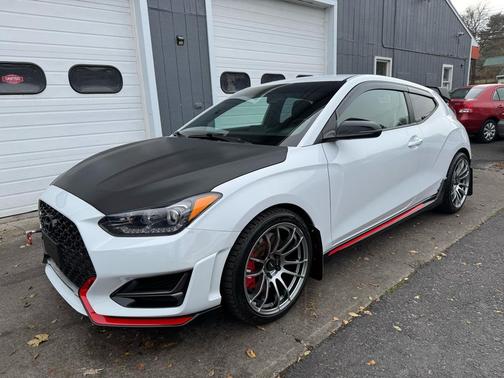 2019 Hyundai Veloster Base
